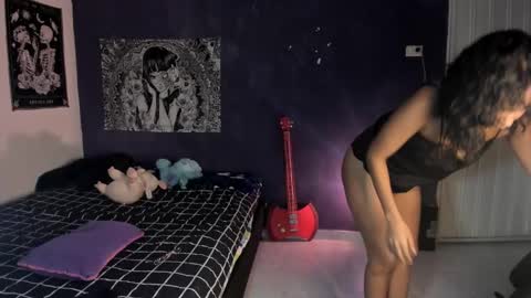 maria online show from 12/19/24, 10:56