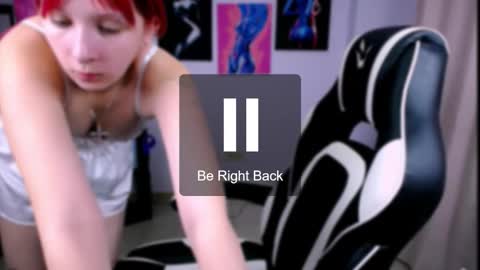 Mary online show from 10/16/25, 04:57
