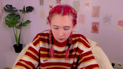 Mary online show from 10/23/25, 10:03