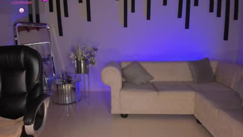  Mary  online show from 03/10/25, 05:50