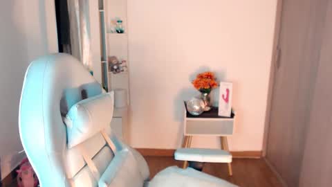 maryline online show from 10/31/25, 12:22