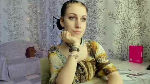 Snapshot of marylou_ chatting on 03/11/25, 07:15 Mary Lou online show from 03/11/25, 07:15