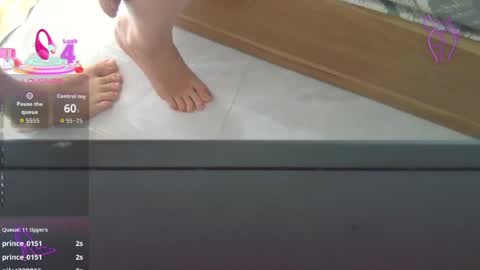 Snapshot of marynka21 chatting on 07/13/26, 03:42 marynka21 online show from 07/13/26, 03:42