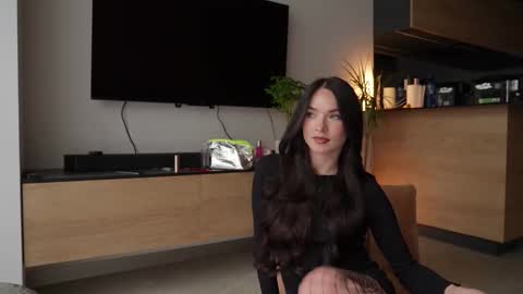 Marina online show from 09/26/25, 09:46