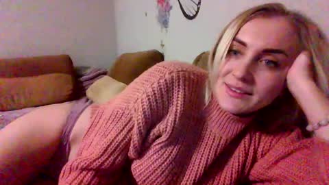 Snapshot of maryyemm chatting on 01/03/25, 06:46 maryyemm online show from 01/03/25, 06:46