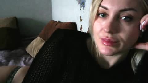 Snapshot of maryyemm chatting on 01/14/25, 10:38 maryyemm online show from 01/14/25, 10:38