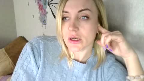 Snapshot of maryyemm chatting on 03/08/25, 02:51 maryyemm online show from 03/08/25, 02:51