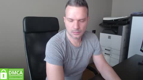Snapshot of maschiodavide89 chatting on 05/21/26, 05:58 David online show from 05/21/26, 05:58