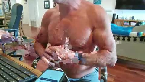 mascmuscle49 online show from 12/03/25, 06:50