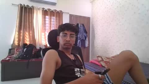 Mask Boy online show from 11/05/25, 04:01