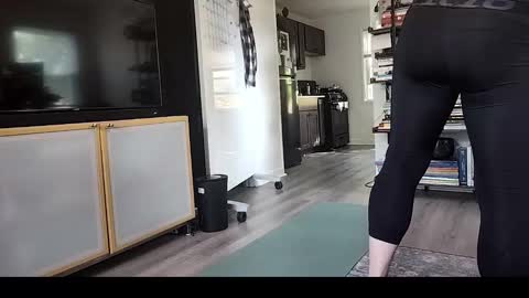 Snapshot of maskedcontrastx chatting on 09/16/25, 02:29 BlackMystique online show from 09/16/25, 02:29