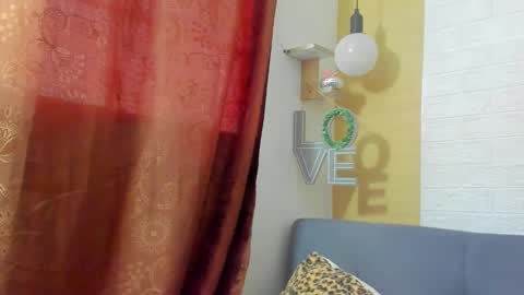 Scarlet  online show from 09/09/25, 07:13