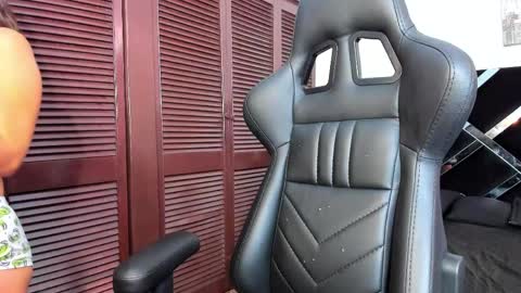 Scarlet  online show from 04/12/26, 05:18