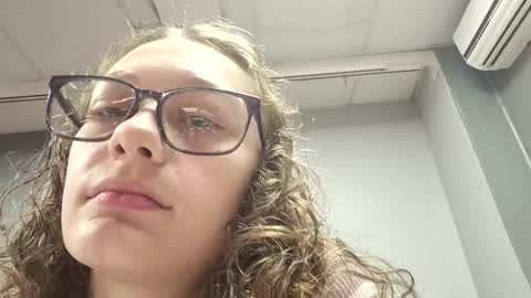 maskedgoddess69420 online show from 11/25/25, 10:59