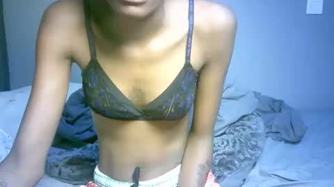 maskgang001 online show from 10/30/25, 02:24