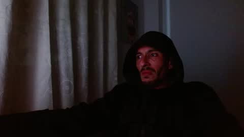 maskguy23 online show from 09/18/25, 05:31