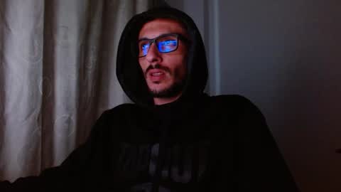 maskguy23 online show from 09/26/25, 03:10