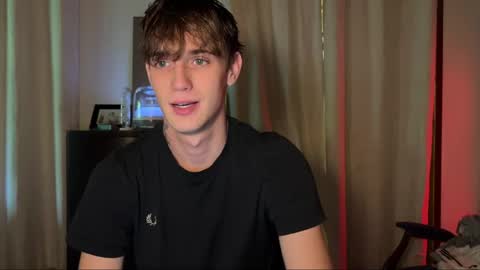 Snapshot of mason_gallagher chatting on 05/06/26, 03:06 Mason online show from 05/06/26, 03:06
