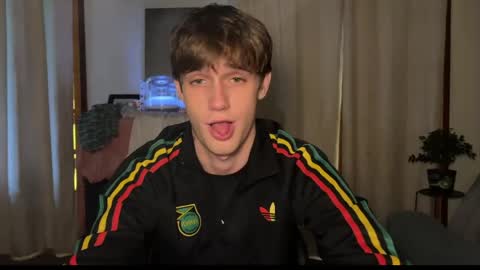 Snapshot of mason_gallagher chatting on 06/04/26, 02:34 Mason online show from 06/04/26, 02:34