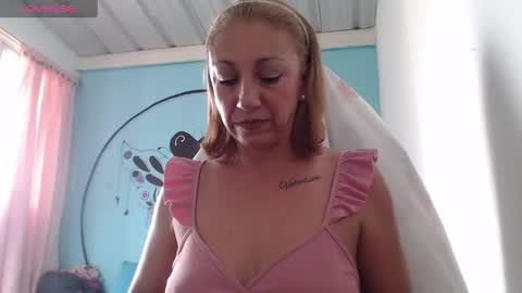 massiel ferreti online show from 09/19/25, 08:20