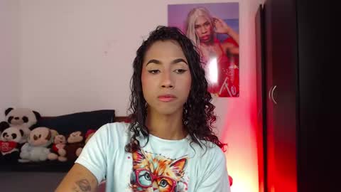 massielhot online show from 12/01/25, 08:47