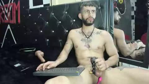 Snapshot of massimo365days69 chatting on 02/23/26, 05:05 massimo365days69 online show from 02/23/26, 05:05