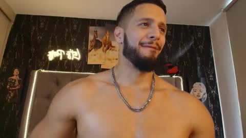 massimo_greco2 online show from 09/17/25, 09:38