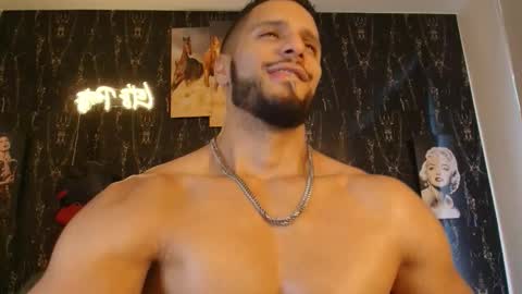 massimo_greco2 online show from 10/14/25, 09:48