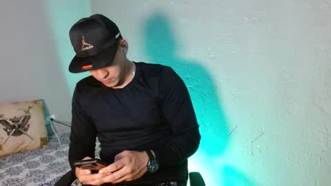 massimo_vidal online show from 11/11/25, 04:01