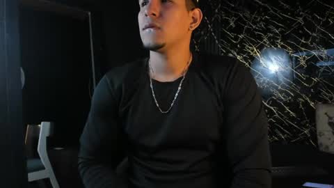 massimo_vidal online show from 04/17/26, 07:06