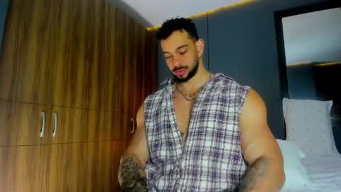 massimo online show from 04/17/26, 11:52