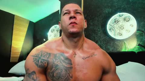 Snapshot of massimowalton2 chatting on 12/25/24, 08:29 massimowalton2 online show from 12/25/24, 08:29