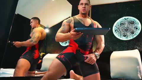 massimowalton2 online show from 11/24/25, 01:44