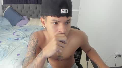 master_boy28 online show from 10/11/25, 03:54