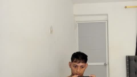 master_boy28 online show from 02/14/26, 04:31