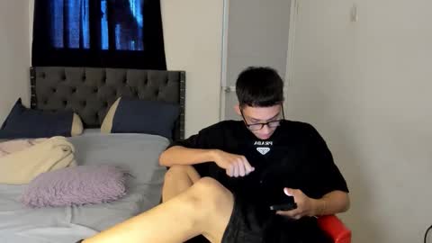 master_boy28 online show from 02/18/26, 04:25