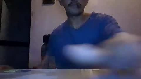 Snapshot of master_leoo chatting on 05/20/26, 10:05 master_leoo online show from 05/20/26, 10:05