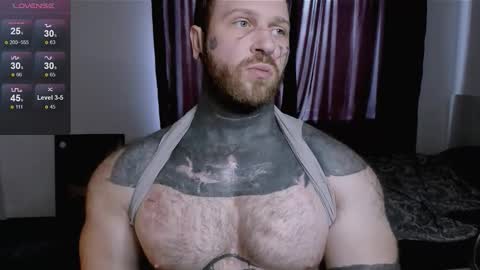 Snapshot of master_oil chatting on 09/11/25, 12:49 Huge Alex online show from 09/11/25, 12:49