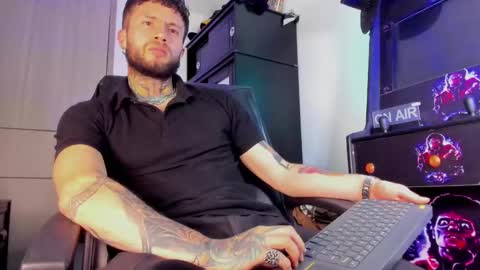 steven  online show from 03/09/25, 01:46