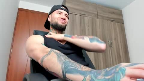 steven  online show from 11/17/25, 04:46