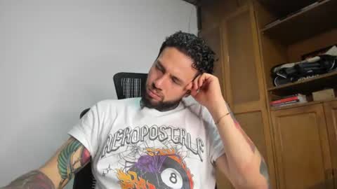 Snapshot of master_steven_01 chatting on 06/18/26, 11:20 steven online show from 06/18/26, 11:20