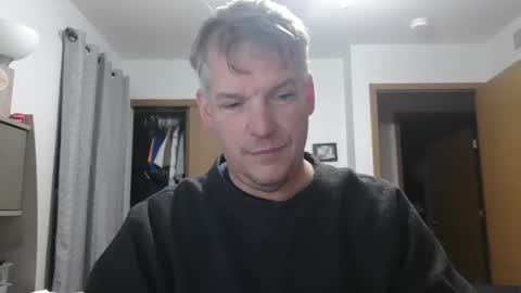 Snapshot of master_thorn chatting on 12/21/24, 01:26 Master Thorn online show from 12/21/24, 01:26