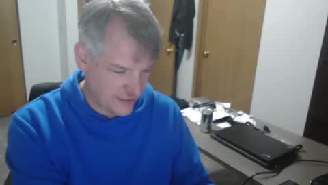 Snapshot of master_thorn chatting on 01/10/25, 02:57 Master Thorn online show from 01/10/25, 02:57