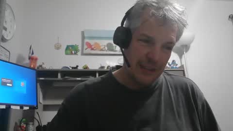 Snapshot of master_thorn chatting on 01/17/25, 03:55 Master Thorn online show from 01/17/25, 03:55