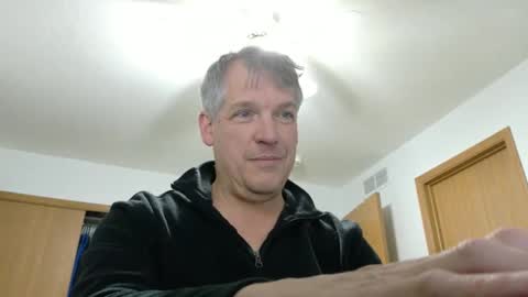 Snapshot of master_thorn chatting on 03/11/25, 02:32 Master Thorn online show from 03/11/25, 02:32