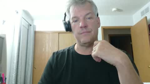 Snapshot of master_thorn chatting on 09/15/25, 01:38 Master Thorn online show from 09/15/25, 01:38