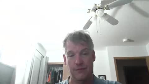 Snapshot of master_thorn chatting on 09/22/25, 02:46 Master Thorn online show from 09/22/25, 02:46