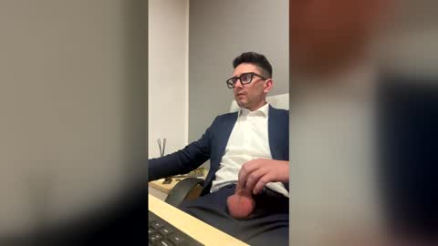 Master Boss online show from 04/09/26, 11:59