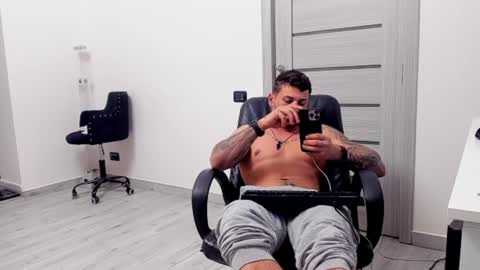 masterchris12 online show from 12/04/24, 11:46