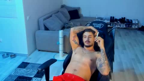 masterchris12 online show from 10/29/25, 09:05